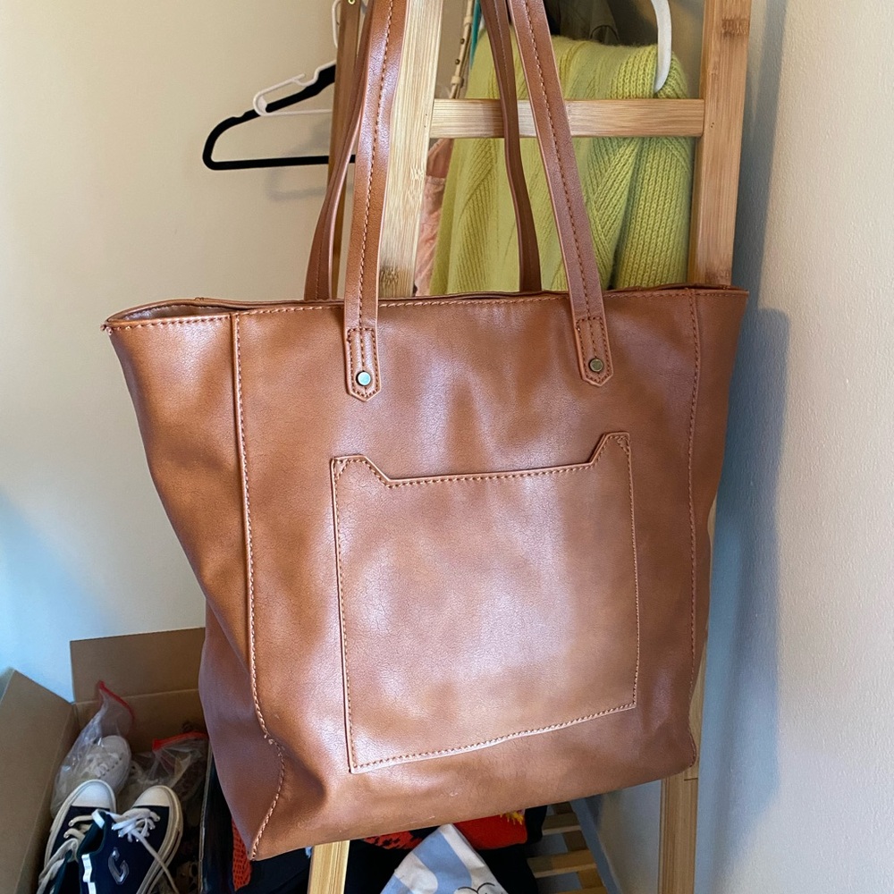 Universal Thread Faux Leather Tote